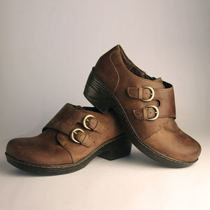 B.O.C. “Crosley” brown leather clog, size 11